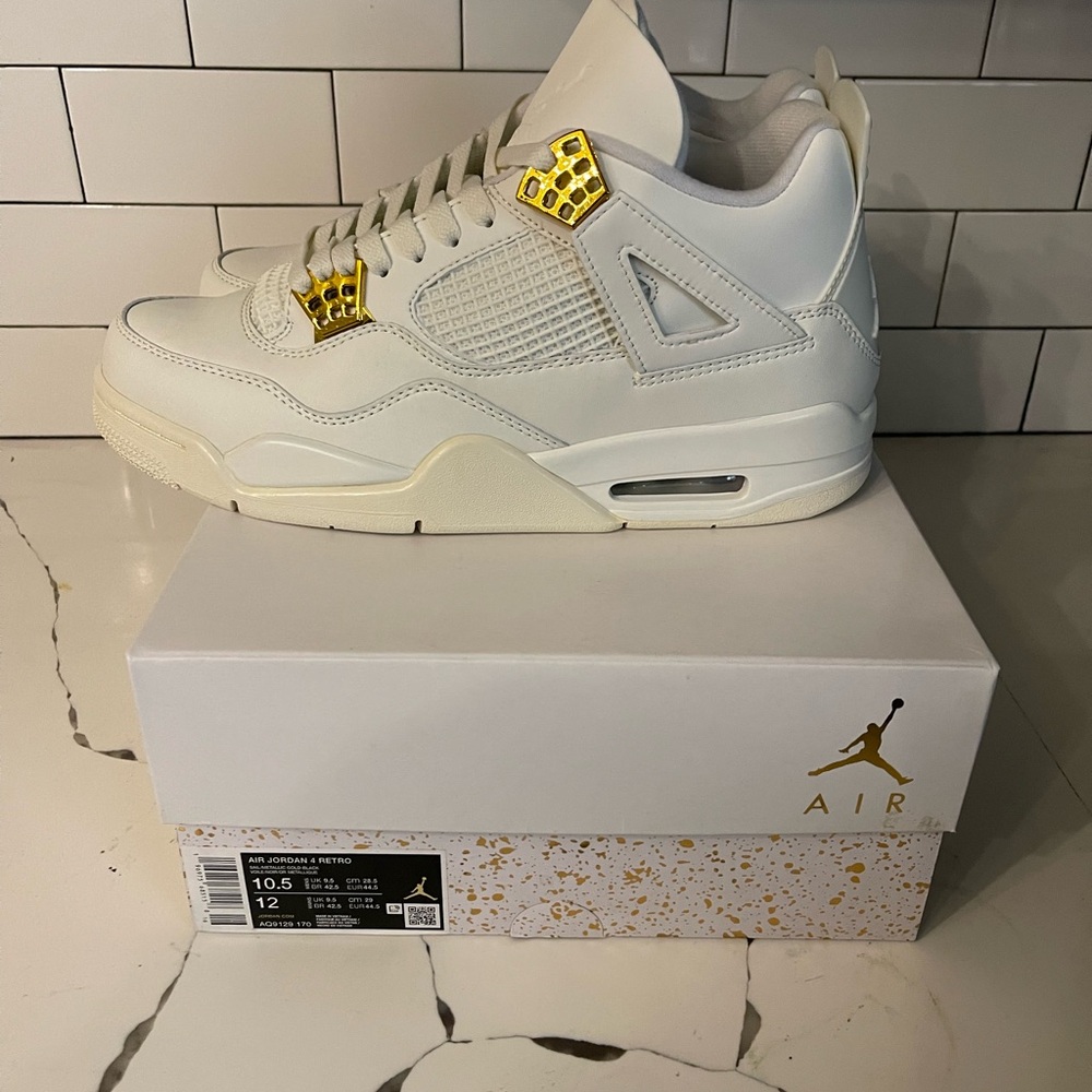 Men’s Jordan Retro 4 Metallic Gold Size 10.5. - Picture 8 of 8